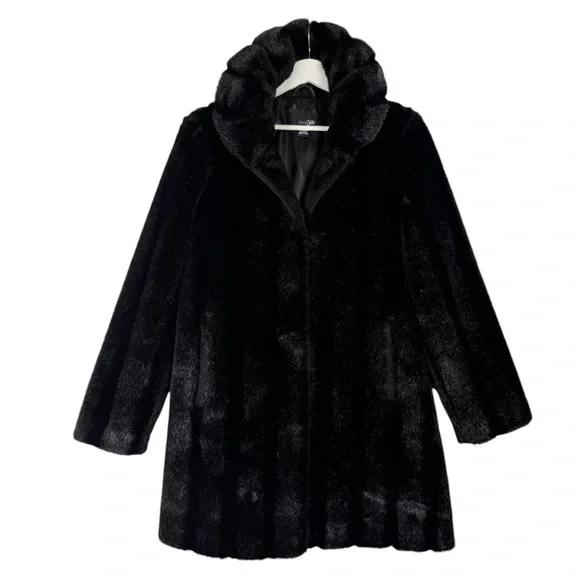 East Fifth Woman’s Faux Fur Coat Size Medium Black Collared - Picture 1 of 9